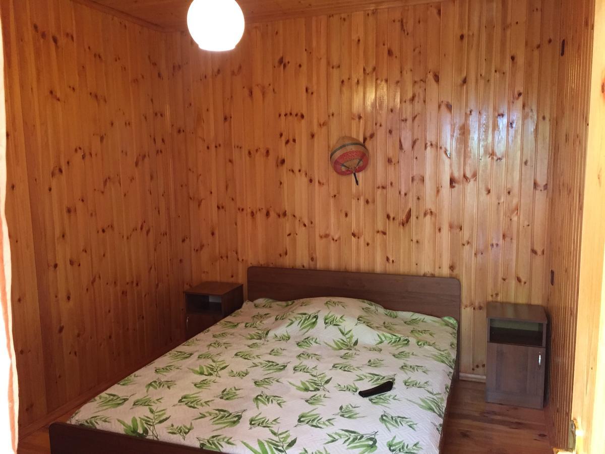 Guest House Nana Gagra Exterior foto